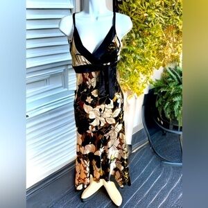 Gorgeous floral dress